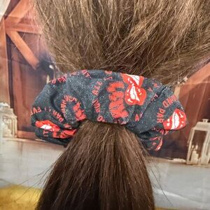 Black & Red Kiss Print Hair Scrunchie